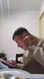 Elnene1995 webcam cam4 model stream image