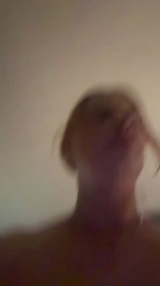 Scottiewren webcam model stream image