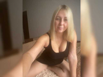 Xyligana webcam model stream image