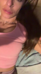 Crfyuppp77 webcam model stream image