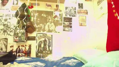 Yuyaa_mb webcam model stream image