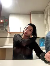 Noeliagglow webcam model stream image