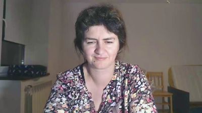 Charmella webcam model stream image