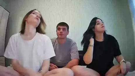 DivineTrio webcam model stream image