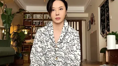 meowLili webcam model stream image