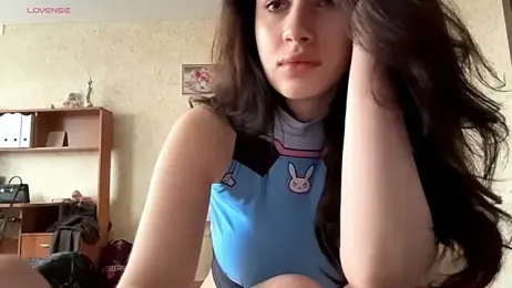 Quiet_luxury webcam model stream image