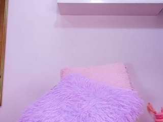 bss-naia webcam camsoda model stream image