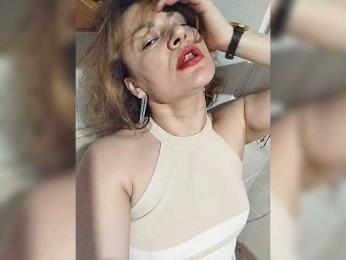 Good-woman webcam bongacams model stream image