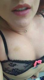 Lunamoonx webcam model stream image