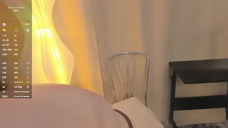 Honeey_Beee webcam model stream image