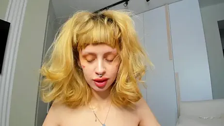 FlowerOfSin2001 webcam model stream image