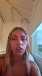 Lulu_lloberas webcam model stream image