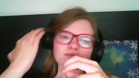 Moonolighta webcam model stream image