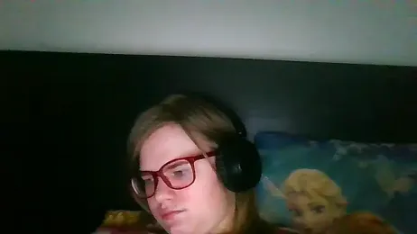 Moonolighta webcam model stream image