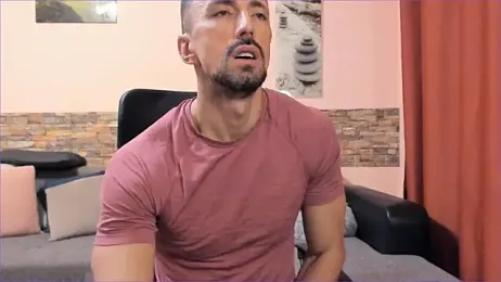 HotHunkTrainer webcam model stream image