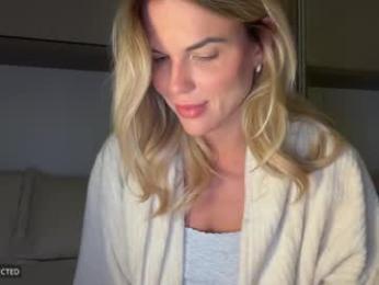 iiivy_ webcam model stream image