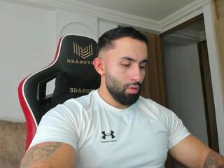 Magnus Wolf webcam model stream image