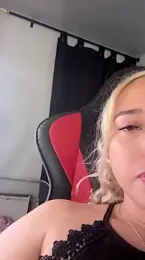 Irisweet_ webcam model stream image