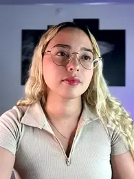 Irisweet_ webcam model stream image