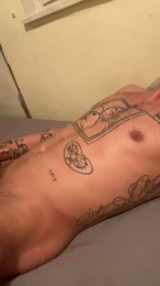 Juicytatts webcam model stream image