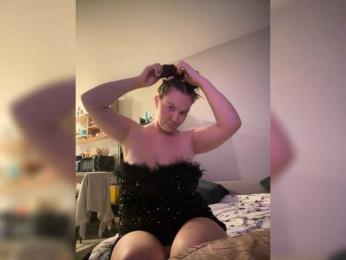 Mollekiss webcam bongacams model stream image