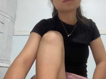 k_arinna webcam model stream image