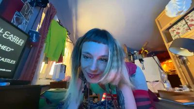 SpacerWoman webcam model stream image