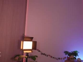 connie_west0 webcam chaturbate model stream image