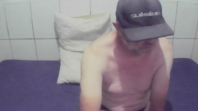 cesarpierdonaa1 webcam model stream image