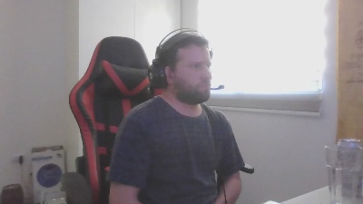 Giingz22 webcam model stream image