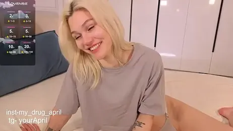 MyApril webcam model stream image