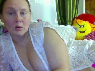 yoursex-kroshka webcam model stream image