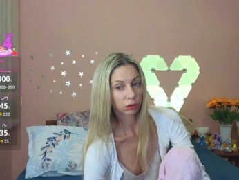 _L_o_v_e_ webcam model stream image