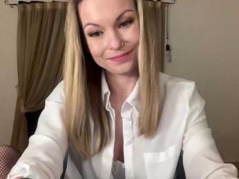 LilithNewdawn webcam model stream image