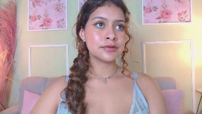 CurlyDanii webcam model stream image