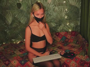 Meeeeow webcam model stream image
