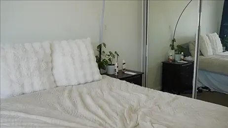 Lulu_berkeley webcam model stream image