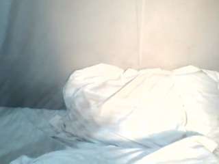softlybub1 webcam model stream image