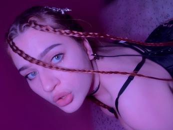 LucyLuice webcam model stream image