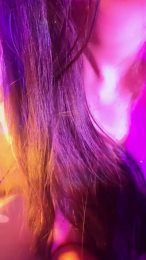 Aloneathome22 webcam cam4 model stream image