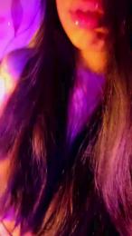 Aloneathome22 webcam model stream image