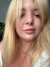 OdriOlsens webcam model stream image