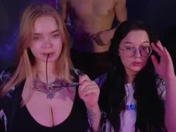 _favorite_ webcam model stream image