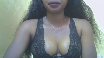 Allias2002 webcam model stream image