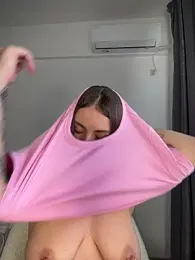 VanessaAnne webcam model stream image