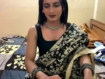 LuvLayla webcam model stream image