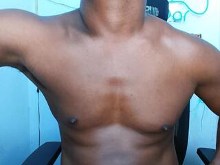 Kendo Muscle Big webcam model stream image