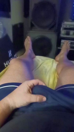 Mario8521 webcam model stream image