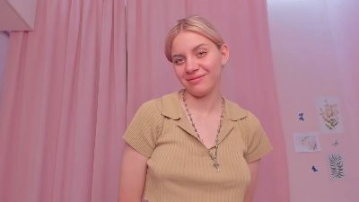 MoireBennett webcam model stream image