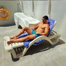 Guapocuerpo4 webcam model stream image